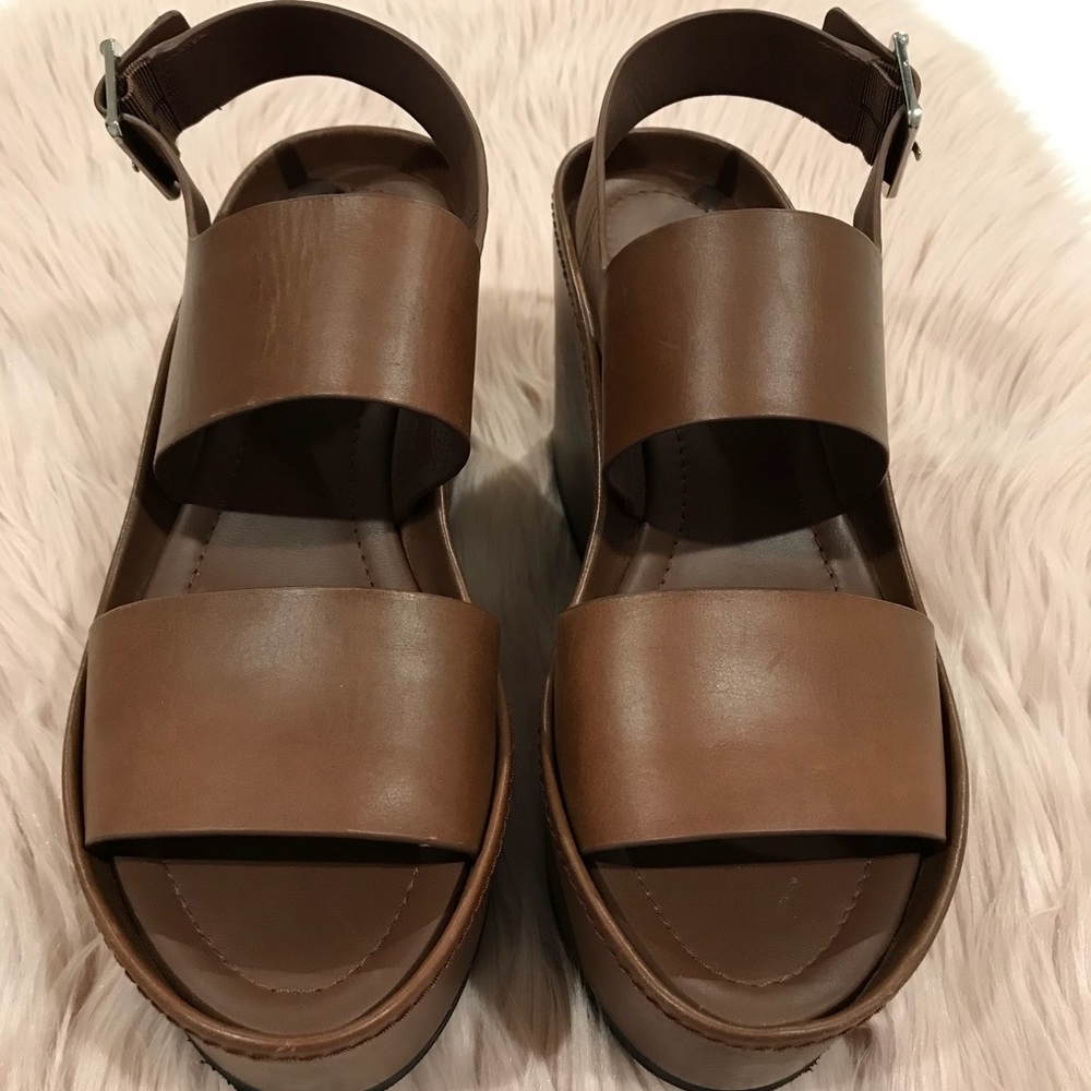 SOLD VINCE Idalia Platform Leather Sandals - Picture 2 of 5